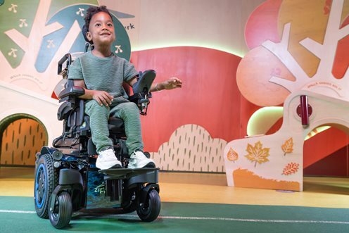 ZIPPIE Q300 M Mini Kids Wózek elektryczny z napędem na środkowe koła