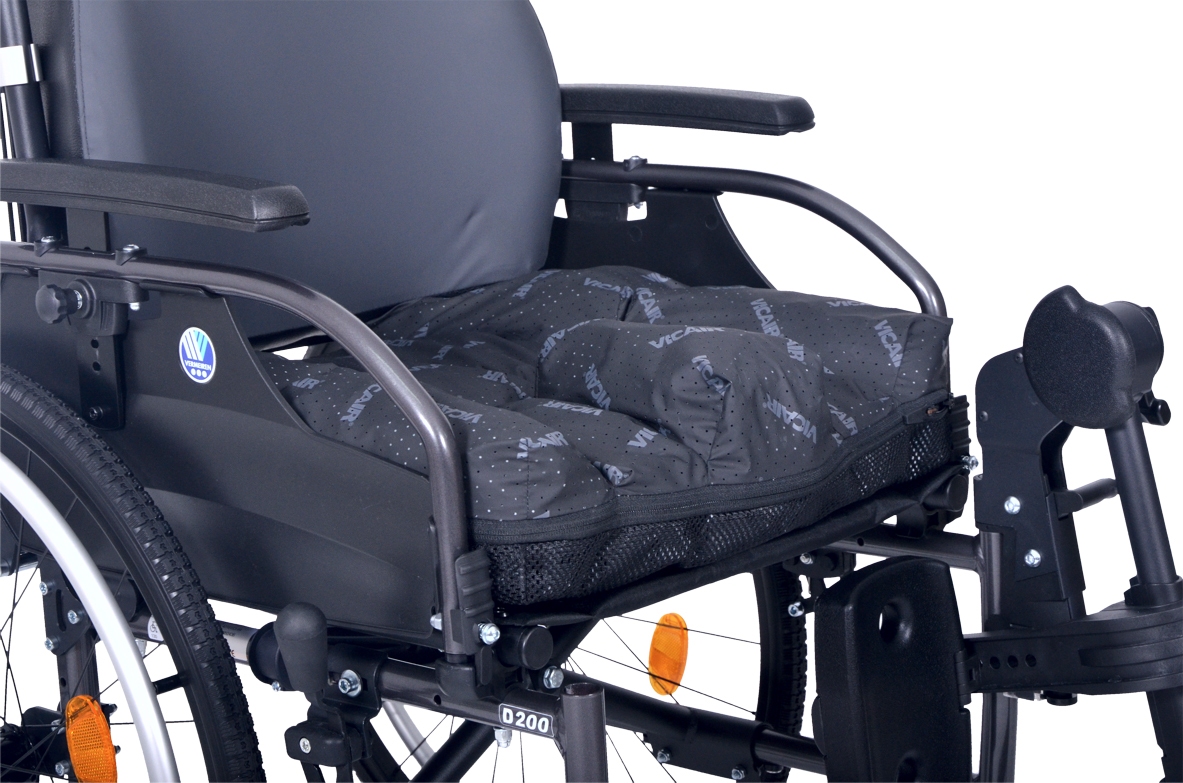 Wózek inwalidzki specjalny D200 30 Komfort
